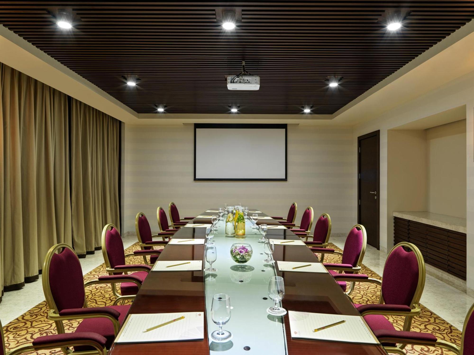 The Club By Fanar Hotel Salalah Exterior photo